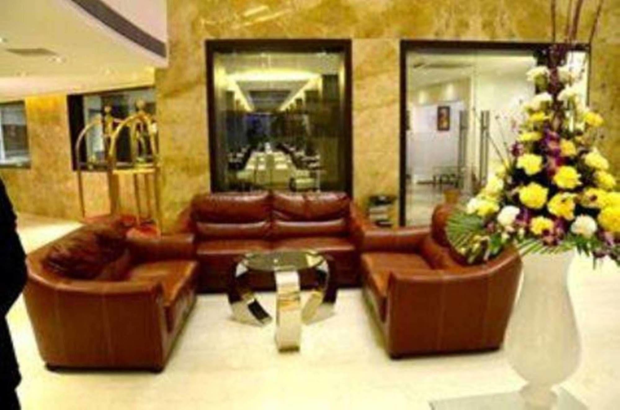 Regenta Central Harimangala Bharuch Exterior foto